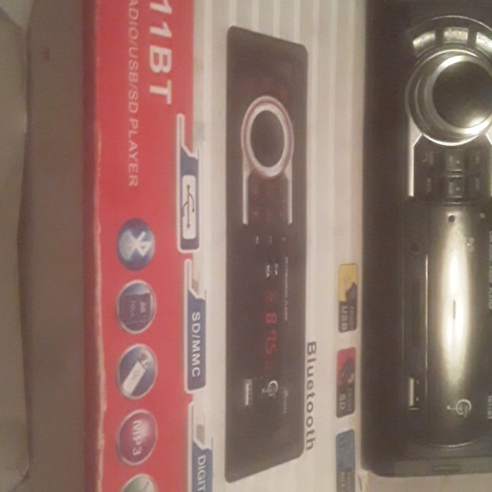 Car MP3 player - Picture 2 of 3